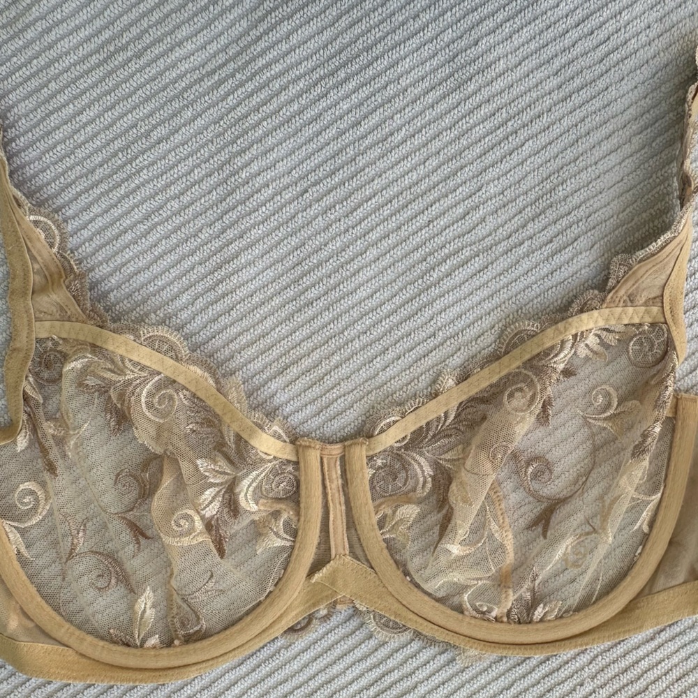 Soma Bra Beige Sheer Lace Underwire Embroidered 40C - Picture 10 of 14